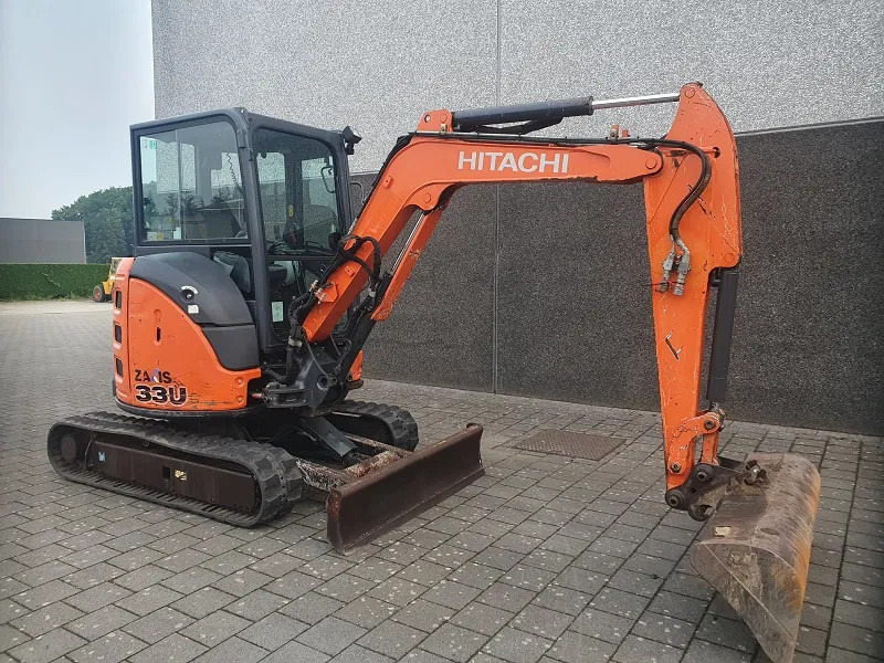 Hitachi ZX33U -5A -CLR - Mini pelle: photos 1 Hitachi ZX33U -5A -CLR - Mini pelle: photos 1