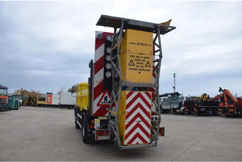 MAN Man L280 B - Shock Absorber - Camion benne: photos 5 MAN Man L280 B - Shock Absorber - Camion benne: photos 5