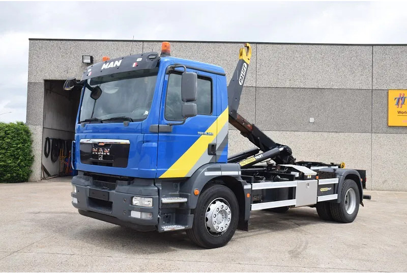 MAN TGM 18.340 - Camion ampliroll: photos 2 MAN TGM 18.340 - Camion ampliroll: photos 2