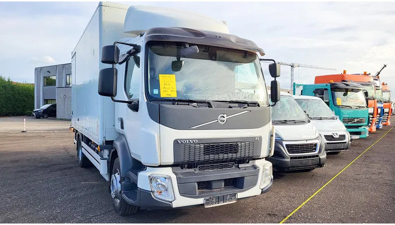 Volvo FL 250 - Camion fourgon: photos 3 Volvo FL 250 - Camion fourgon: photos 3