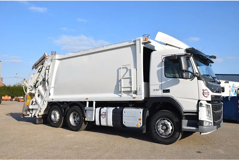 Volvo FM 330 - Benne à ordures ménagères: photos 4 Volvo FM 330 - Benne à ordures ménagères: photos 4