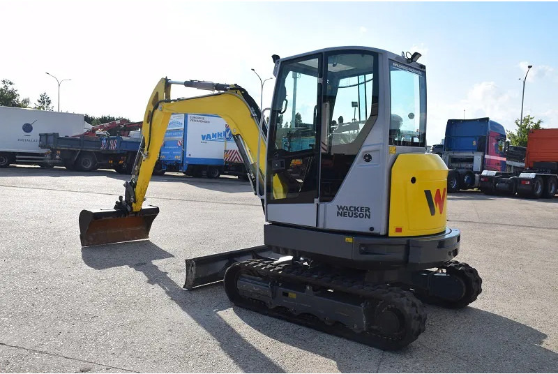 WACKER NEUSON Neuson Wacker 4 TON EZ36 -stock id104 - Mini pelle: photos 2 WACKER NEUSON Neuson Wacker 4 TON EZ36 -stock id104 - Mini pelle: photos 2