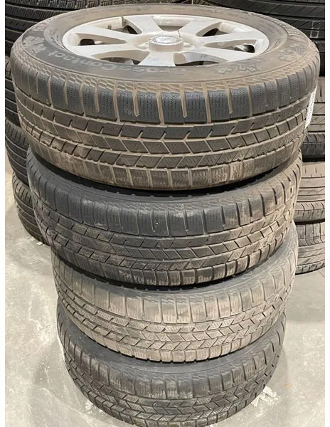 Continental Mercedes velgen met Continental banden 235/60 R17 102H M+S - Pneus et jantes pour Voiture: photos 1 Continental Mercedes velgen met Continental banden 235/60 R17 102H M+S - Pneus et jantes pour Voiture: photos 1