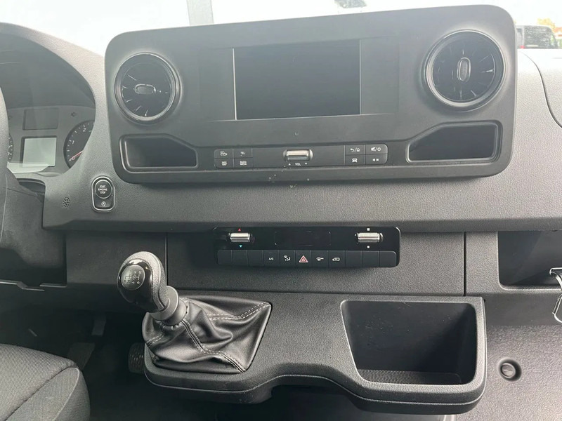 Mercedes-Benz Sprinter 315 L3H2*360°Camera*parktronic*cruise control*zetelverwarming* - Fourgon utilitaire: photos 5 Mercedes-Benz Sprinter 315 L3H2*360°Camera*parktronic*cruise control*zetelverwarming* - Fourgon utilitaire: photos 5