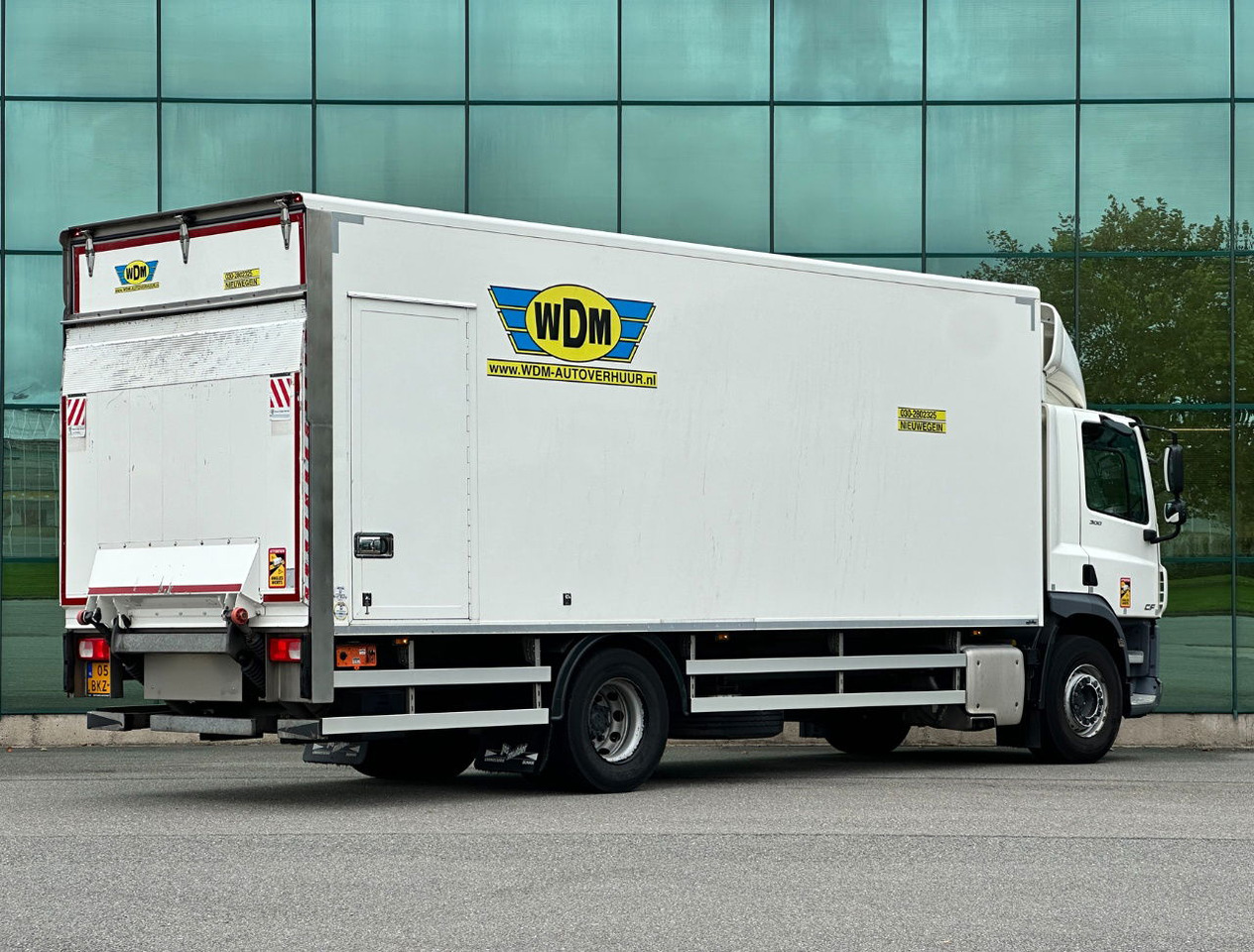 DAF CF 300 FA Only 215.000 KM 750 x 250 x 258 CM Inside TOP Condition NL Truck - Camion fourgon: photos 5 DAF CF 300 FA Only 215.000 KM 750 x 250 x 258 CM Inside TOP Condition NL Truck - Camion fourgon: photos 5