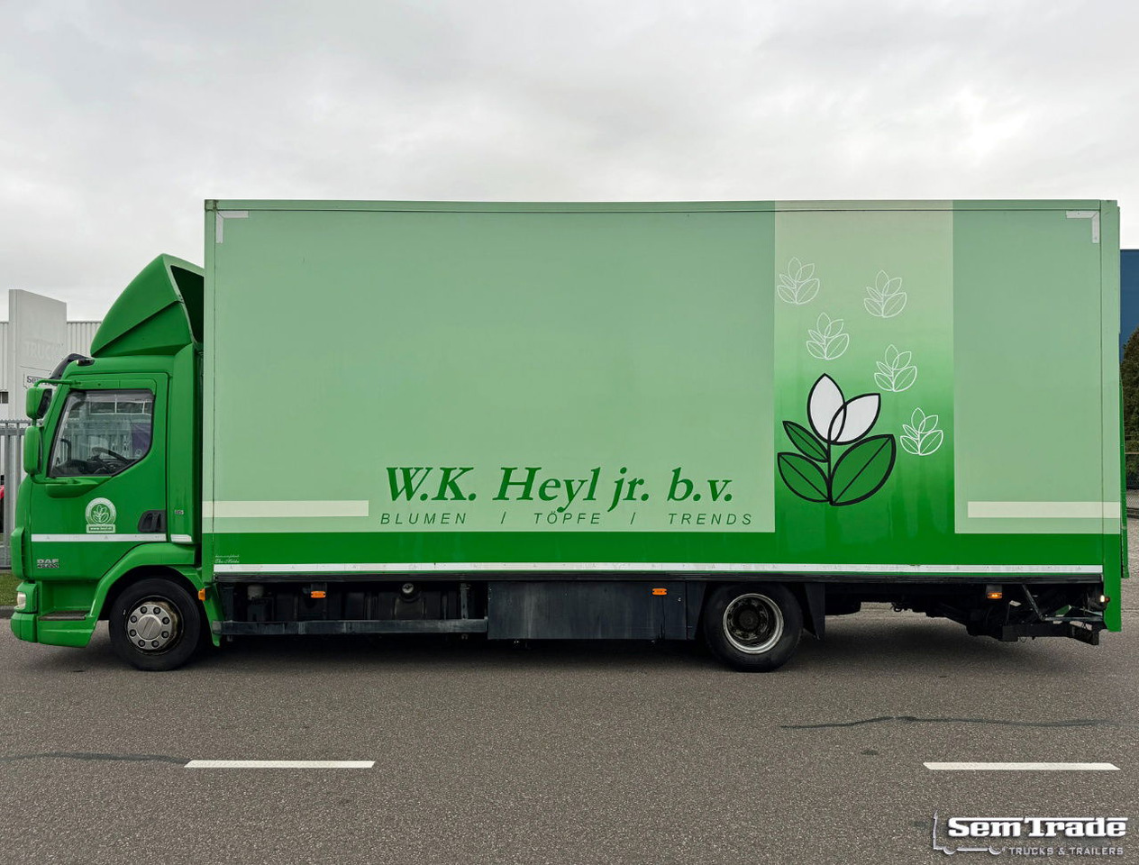 DAF LF 45 220 Euro 5 Theo Mulder Isolated BOX + Heater 585.000 KM NL-Truck Engine IN BAD Condition - Camion fourgon: photos 2 DAF LF 45 220 Euro 5 Theo Mulder Isolated BOX + Heater 585.000 KM NL-Truck Engine IN BAD Condition - Camion fourgon: photos 2