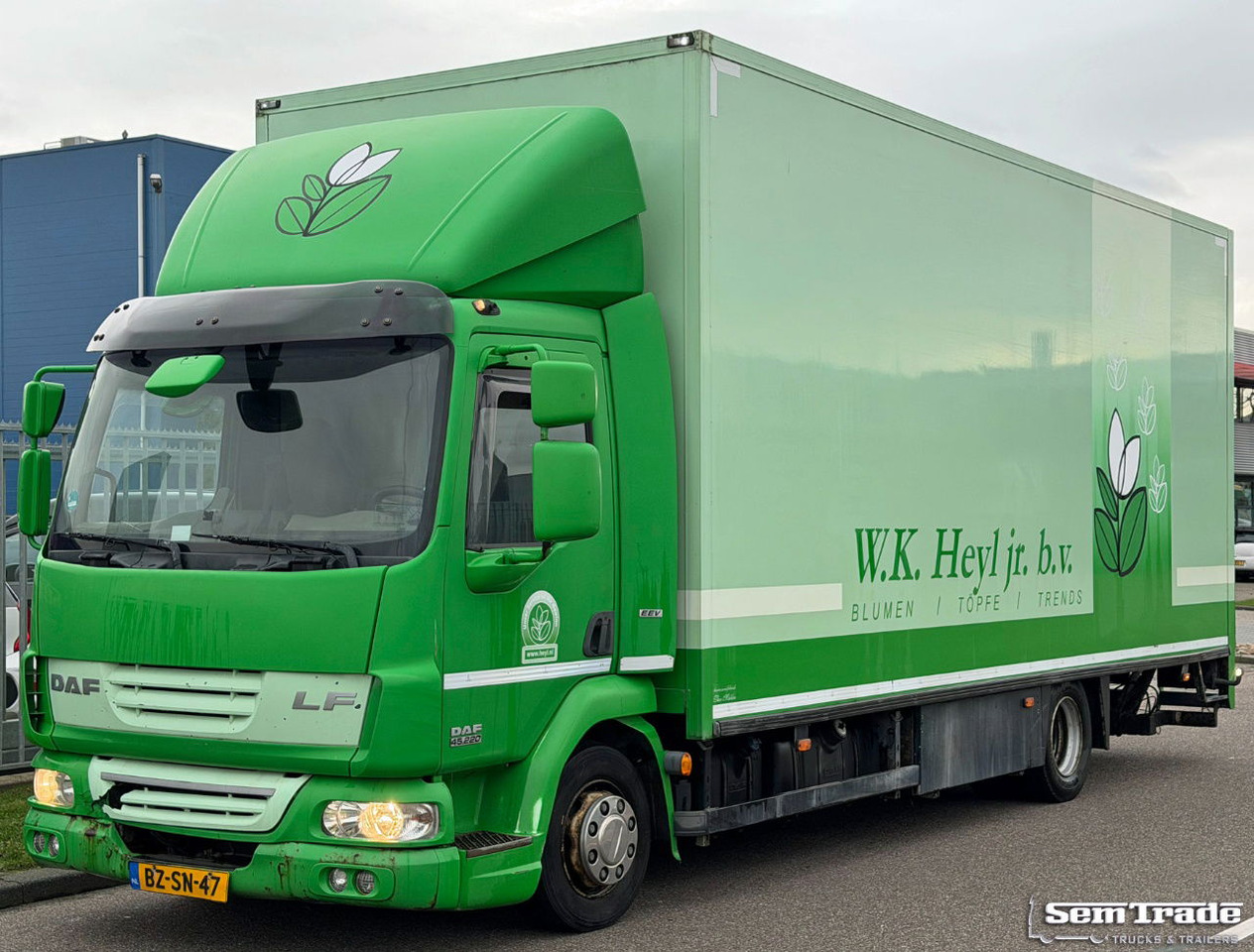 DAF LF 45 220 Euro 5 Theo Mulder Isolated BOX + Heater 585.000 KM NL-Truck Engine IN BAD Condition - Camion fourgon: photos 1 DAF LF 45 220 Euro 5 Theo Mulder Isolated BOX + Heater 585.000 KM NL-Truck Engine IN BAD Condition - Camion fourgon: photos 1