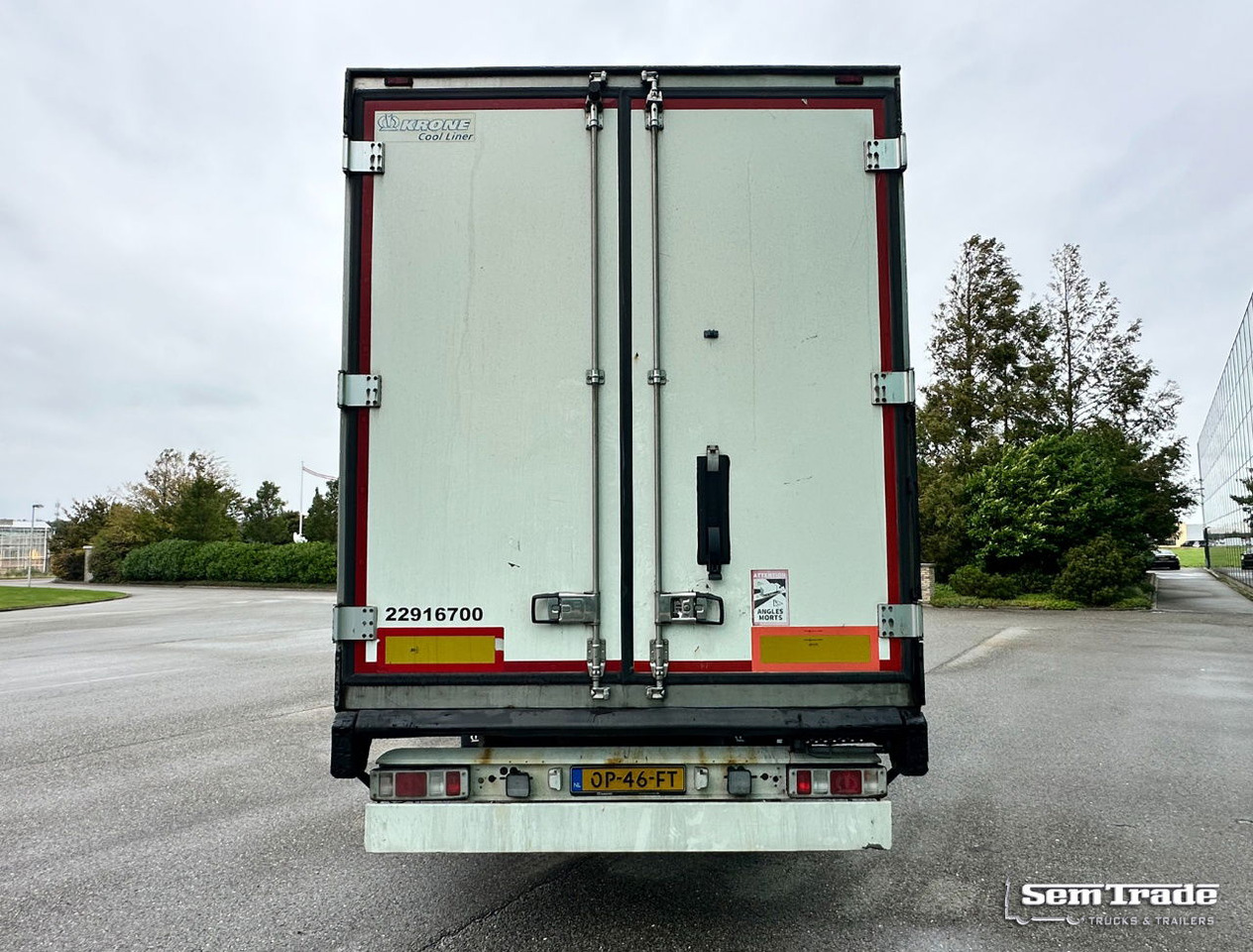 Krone TKS Thermo King SLXe Spectrum BI-Temp Lift Axle Holland-Trailer - Semi-remorque frigorifique: photos 4 Krone TKS Thermo King SLXe Spectrum BI-Temp Lift Axle Holland-Trailer - Semi-remorque frigorifique: photos 4