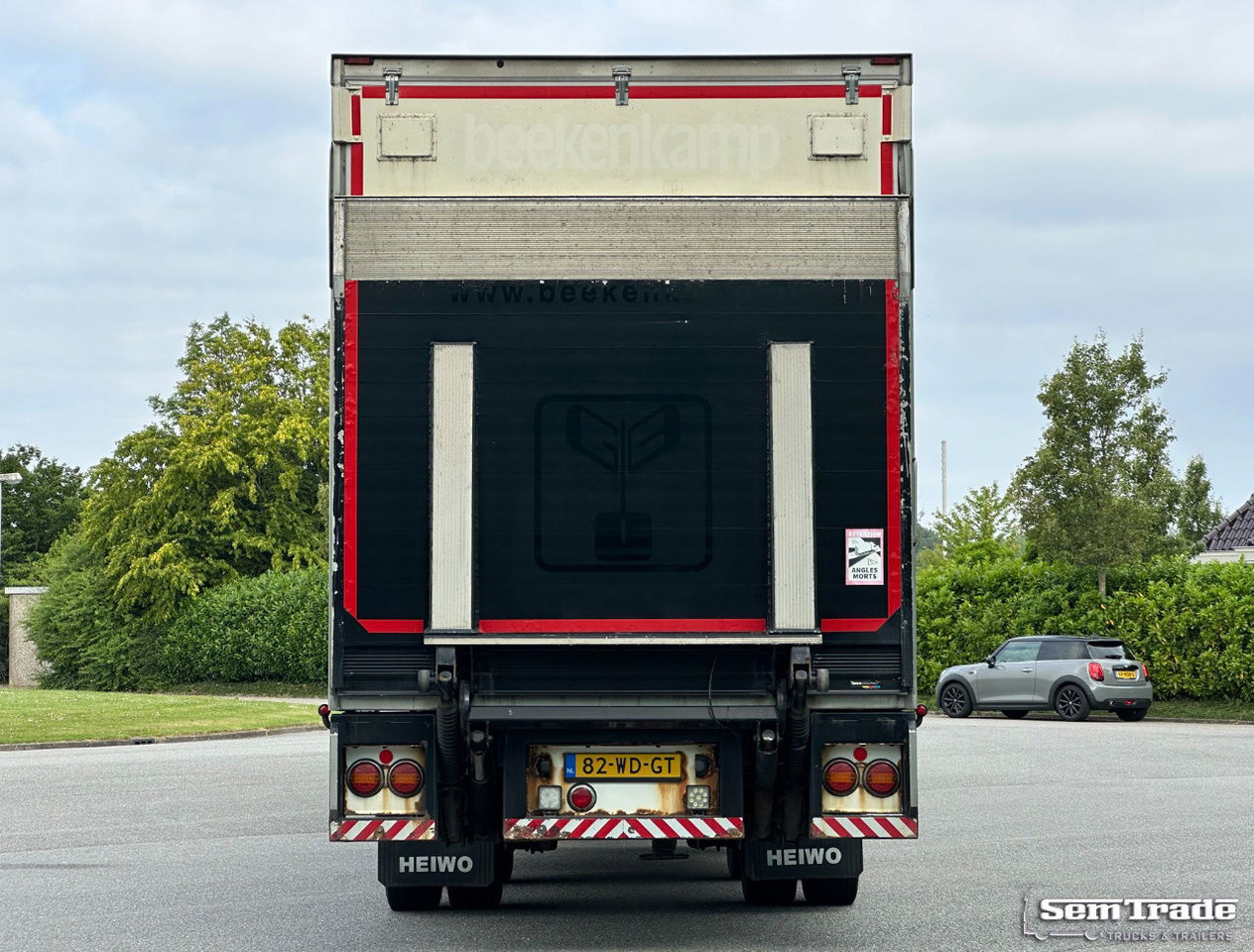 Scania R450 Retarder TRS Cooling Heiwo Isolated Boxes Tail Lift NL-Combi - Camion frigorifique: photos 4 Scania R450 Retarder TRS Cooling Heiwo Isolated Boxes Tail Lift NL-Combi - Camion frigorifique: photos 4