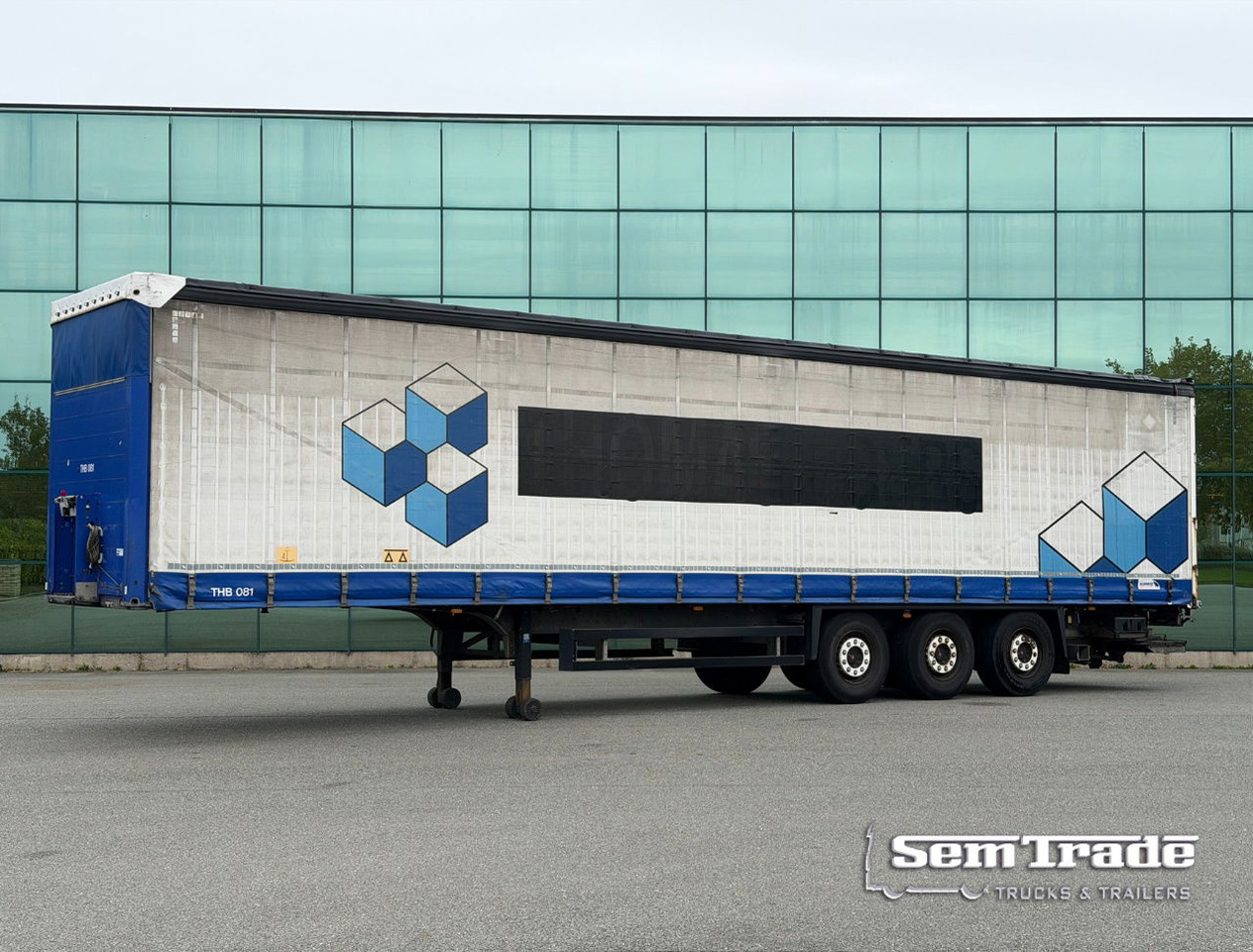 Schmitz Cargobull SCBS3T Disc Brakes Galvanised Chassis 2.000 KG Lift NL Trailer - Semi-remorque rideaux coulissants: photos 1 Schmitz Cargobull SCBS3T Disc Brakes Galvanised Chassis 2.000 KG Lift NL Trailer - Semi-remorque rideaux coulissants: photos 1