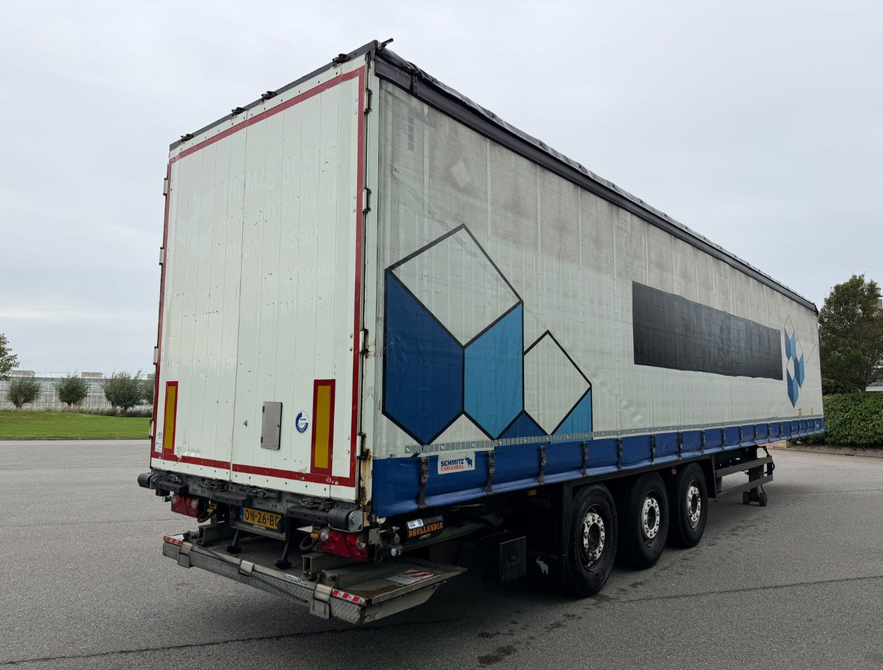 Schmitz Cargobull SCBS3T Disc Brakes Galvanised Chassis 2.000 KG Lift NL Trailer - Semi-remorque rideaux coulissants: photos 4 Schmitz Cargobull SCBS3T Disc Brakes Galvanised Chassis 2.000 KG Lift NL Trailer - Semi-remorque rideaux coulissants: photos 4