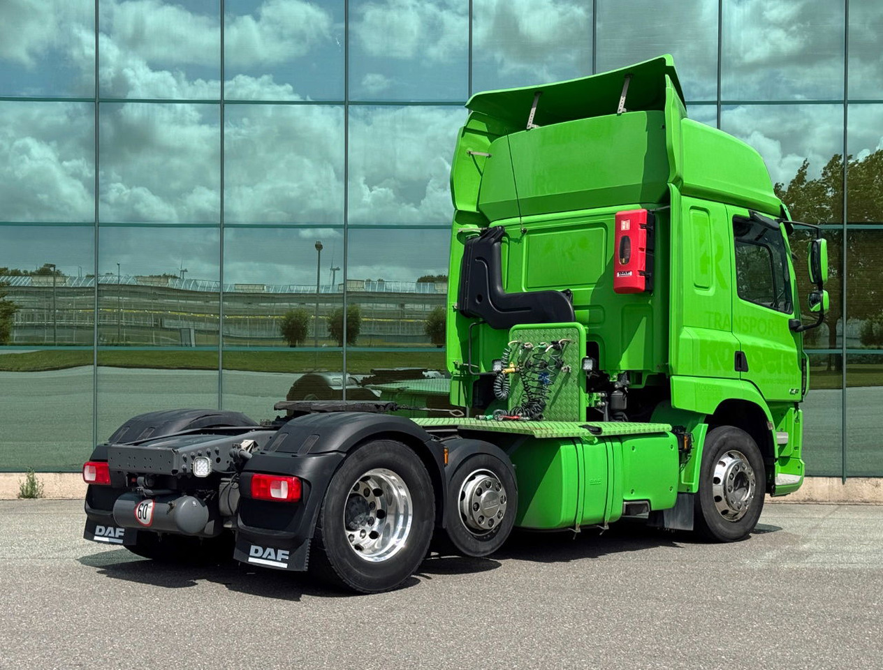 DAF CF 450 FTP Space CAB Only 447.500 KM 2x Tanks TOP Condition Belgium Truck - Tracteur routier: photos 4 DAF CF 450 FTP Space CAB Only 447.500 KM 2x Tanks TOP Condition Belgium Truck - Tracteur routier: photos 4