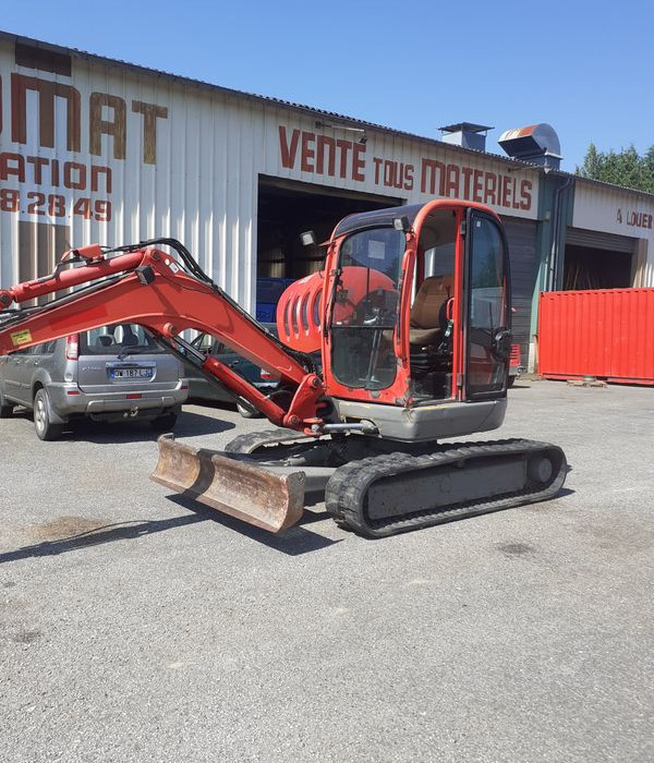 Mini pelle JCB 5 t235 avec cabine Tres Bon etat general - Mini pelle: photos 3 Mini pelle JCB 5 t235 avec cabine Tres Bon etat general - Mini pelle: photos 3