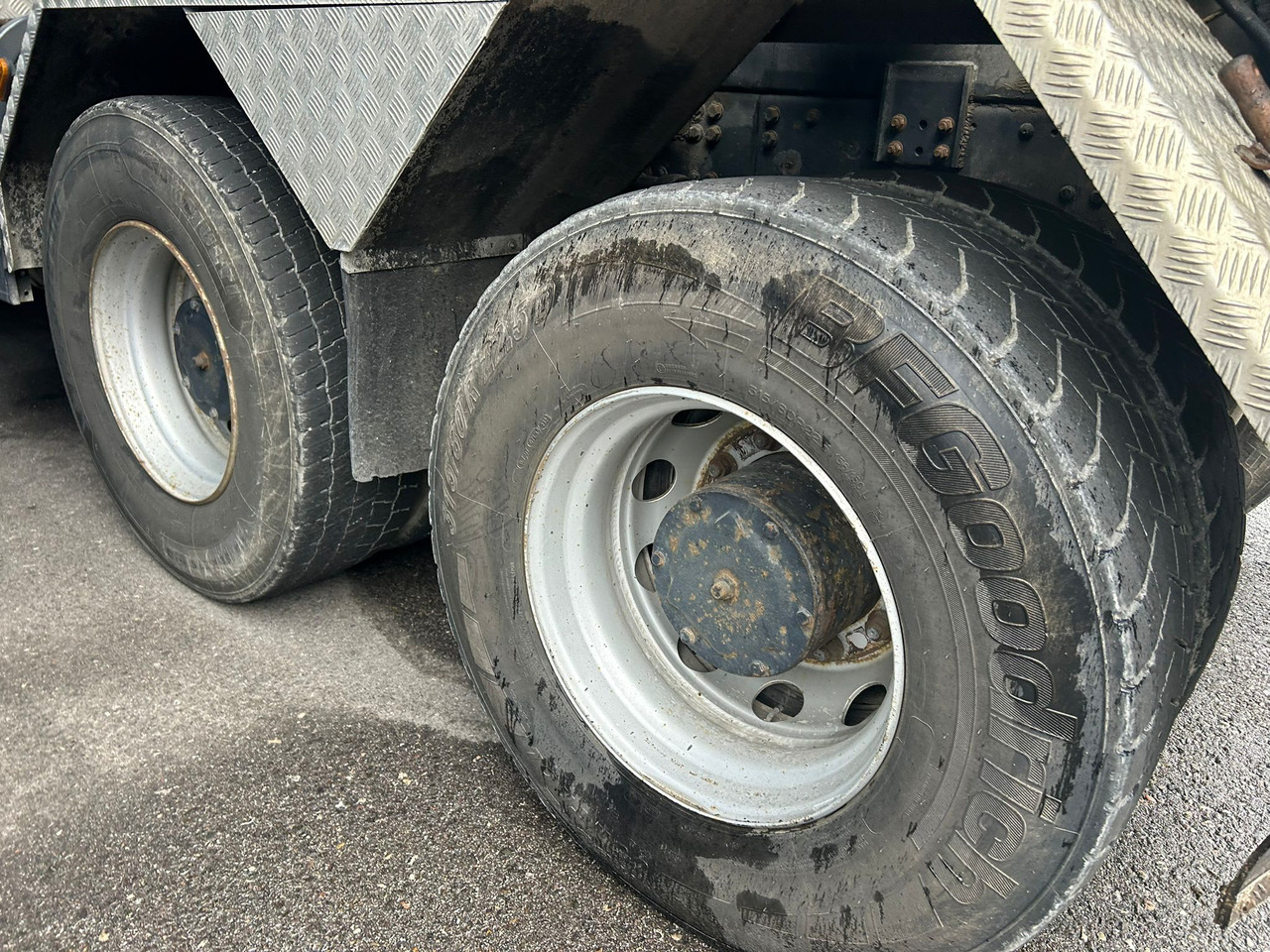 Tombereau Iveco Trakker 450: photos 7