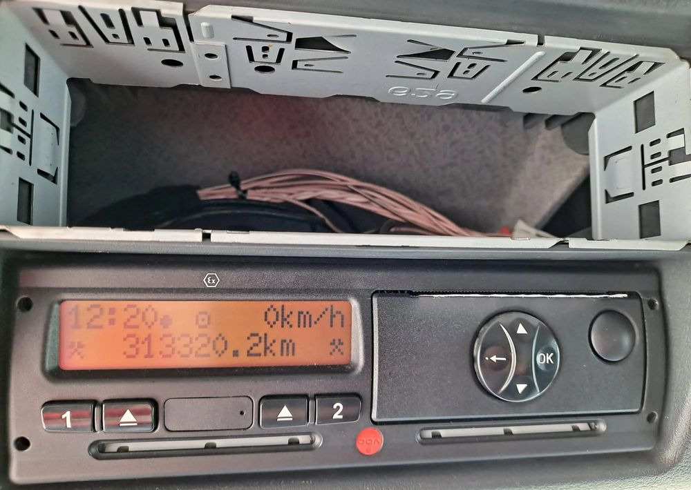 MAN TGS 26.400 Budowlanka Euro 6 - crédit-bail MAN TGS 26.400 Budowlanka Euro 6: photos 16 MAN TGS 26.400 Budowlanka Euro 6 - crédit-bail MAN TGS 26.400 Budowlanka Euro 6: photos 16