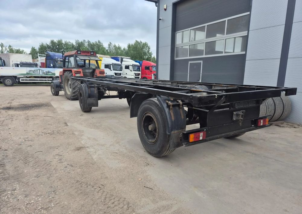 Schmitz Cargobull Przyczepa Krone na resorze - Remorque châssis: photos 2 Schmitz Cargobull Przyczepa Krone na resorze - Remorque châssis: photos 2