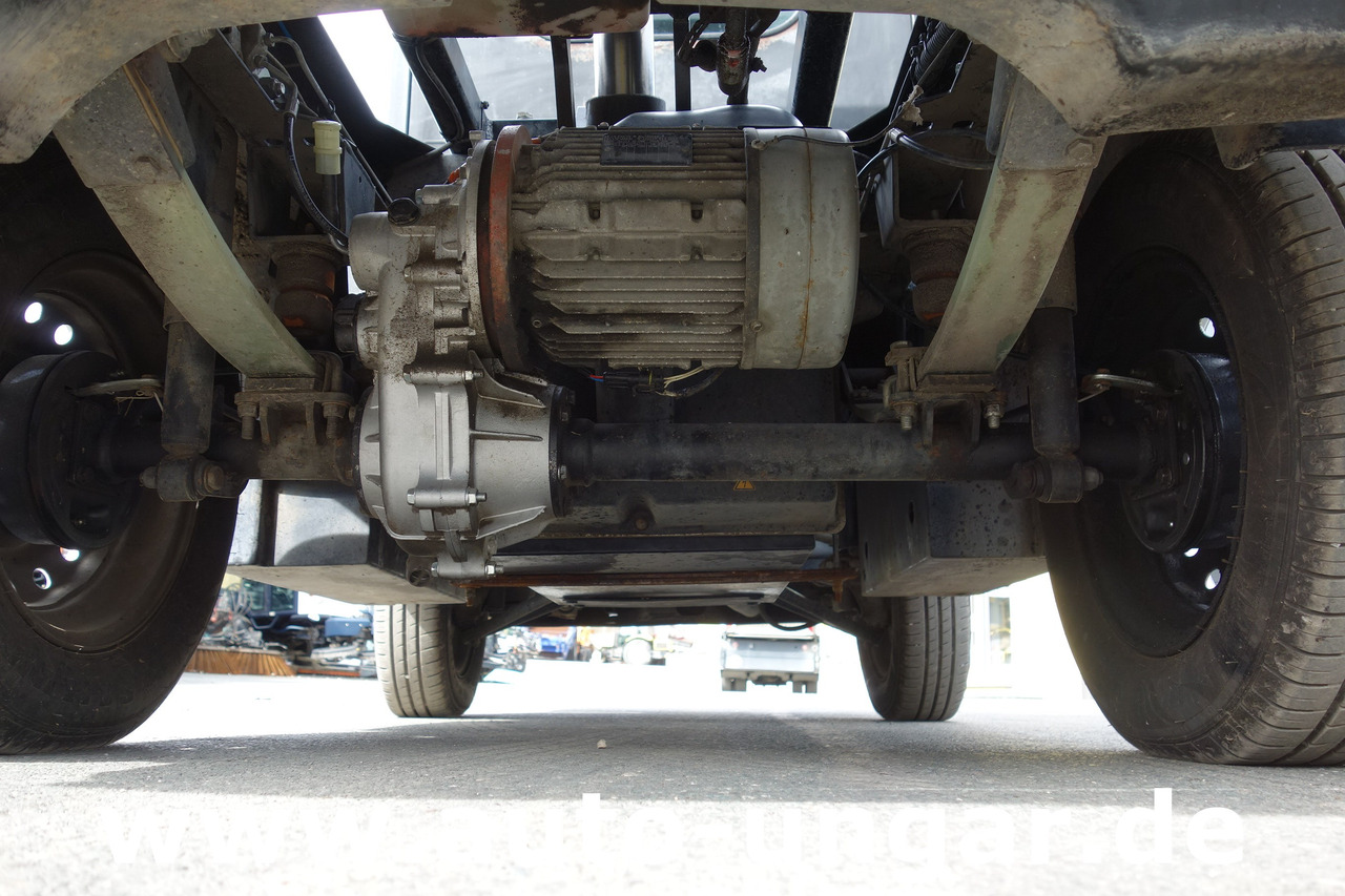 Utilitaire électrique compact AIXAM MEGA M10 kurzer Radstand Kipper Bj. 2013: photos 8 Utilitaire électrique compact AIXAM MEGA M10 kurzer Radstand Kipper Bj. 2013: photos 8