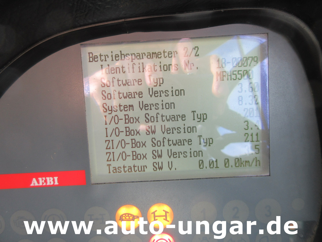 Balayeuse de voirie Aebi MFH 5500 Baujahr 2014 Euro 5 Kehrmaschine mit zusätzlichem Schwemmbalken: photos 22