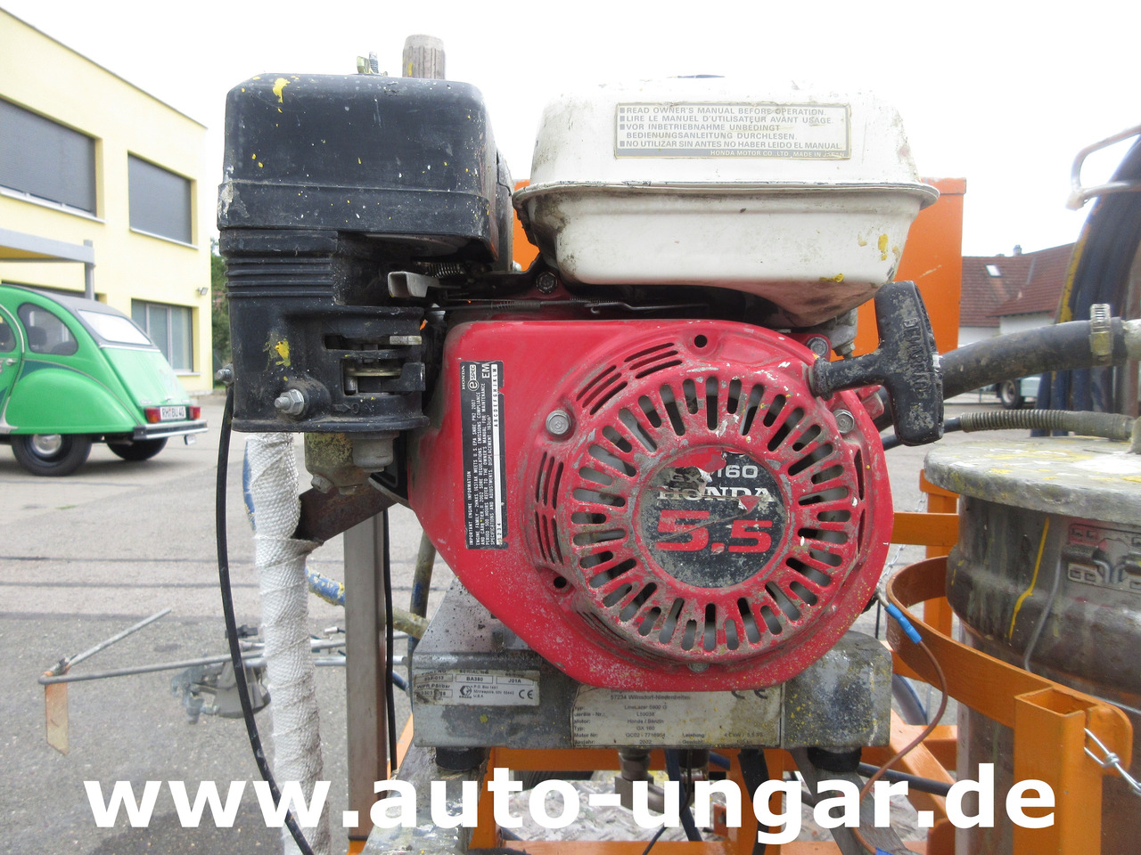 Graco LineLazer II 5900 auf Zindel VarioZet Linedriver Perlstreuer + Airless-Farb-Spritze Hofmann - Travaux routiers: photos 4 Graco LineLazer II 5900 auf Zindel VarioZet Linedriver Perlstreuer + Airless-Farb-Spritze Hofmann - Travaux routiers: photos 4