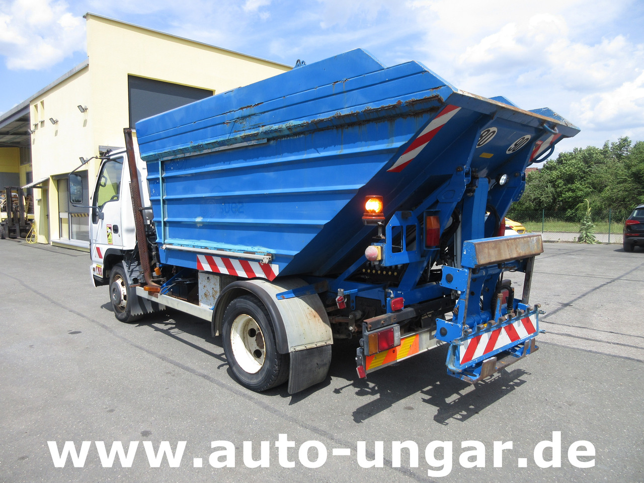ISUZU NQR Smoother Q75 Y07 Müllwagen 8m³ TECNO 7.500kg Kipper Presse Lifter - Benne à ordures ménagères: photos 4 ISUZU NQR Smoother Q75 Y07 Müllwagen 8m³ TECNO 7.500kg Kipper Presse Lifter - Benne à ordures ménagères: photos 4