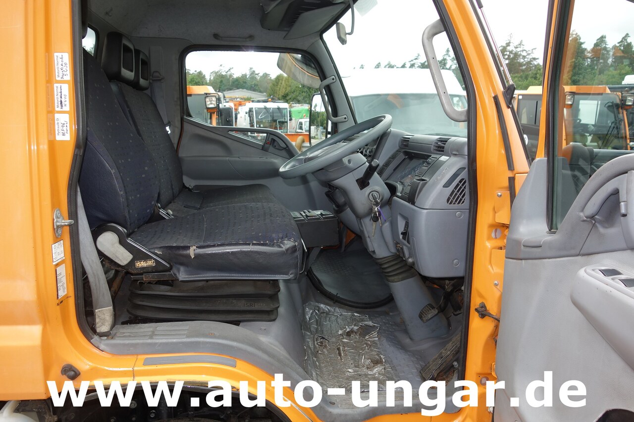 Balayeuse de voirie Mitsubishi Fuso Canter 7C15 mit Brock SL 140/2 Kehrmaschine Euro 4: photos 9