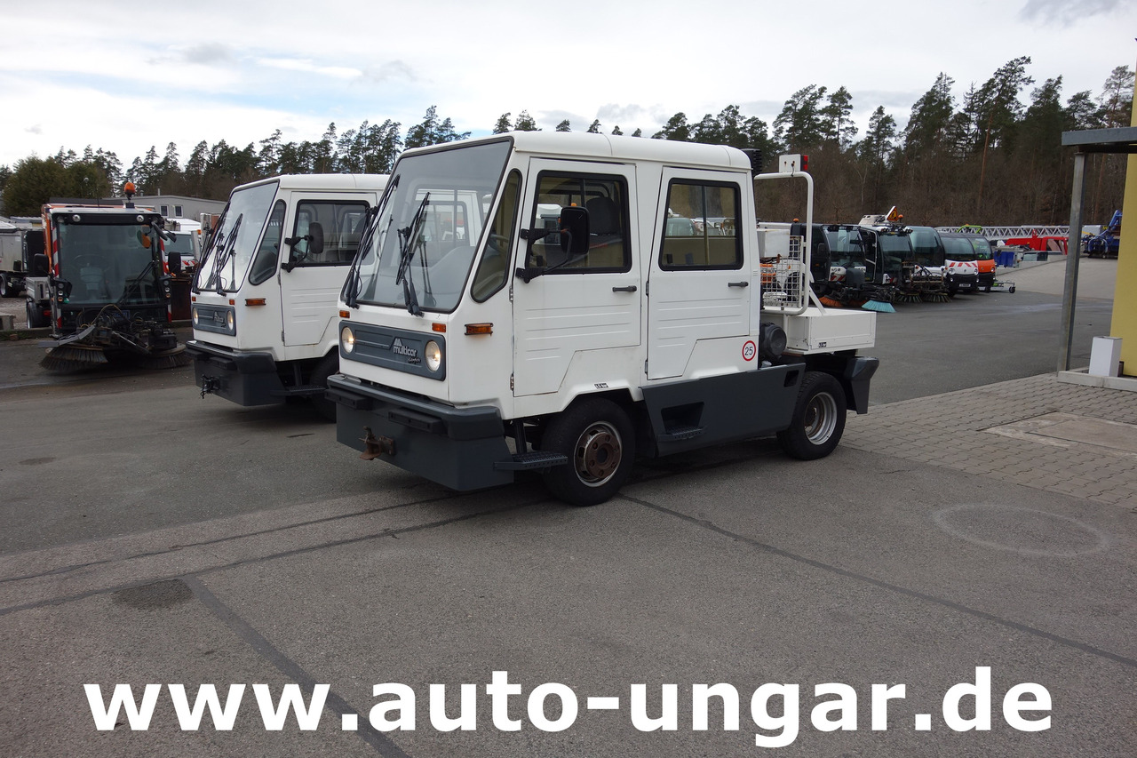 Multicar M26 Champion Flugzeugschlepper Doka GSE Airport Push Back Industrieschlepper - Tracteur d'avions: photos 2 Multicar M26 Champion Flugzeugschlepper Doka GSE Airport Push Back Industrieschlepper - Tracteur d'avions: photos 2