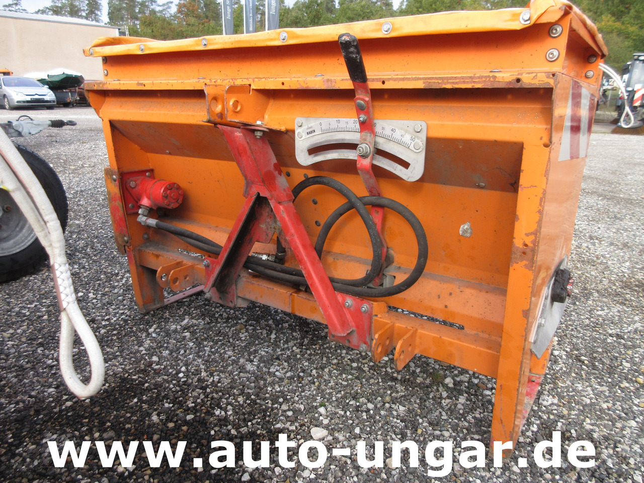 Rauch UKS 120 Anbaustreuer Salzstreuer hydraulisch Streuautomat Winterdienst - Tracteur communal: photos 3 Rauch UKS 120 Anbaustreuer Salzstreuer hydraulisch Streuautomat Winterdienst - Tracteur communal: photos 3