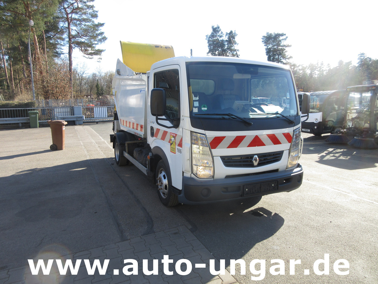 Benne à ordures ménagères Renault Maxity 130 Müllwagen IRIDE SAT 500 Bj. 2010 4.500kg Presse Schüttung Kipper: photos 15 Benne à ordures ménagères Renault Maxity 130 Müllwagen IRIDE SAT 500 Bj. 2010 4.500kg Presse Schüttung Kipper: photos 15