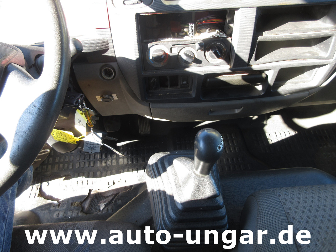 Benne à ordures ménagères Renault Maxity 130 Müllwagen IRIDE SAT 500 Bj. 2010 4.500kg Presse Schüttung Kipper: photos 22 Benne à ordures ménagères Renault Maxity 130 Müllwagen IRIDE SAT 500 Bj. 2010 4.500kg Presse Schüttung Kipper: photos 22