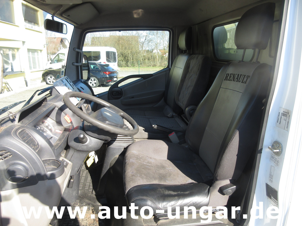 Benne à ordures ménagères Renault Maxity 130 Müllwagen IRIDE SAT 500 Bj. 2010 4.500kg Presse Schüttung Kipper: photos 18 Benne à ordures ménagères Renault Maxity 130 Müllwagen IRIDE SAT 500 Bj. 2010 4.500kg Presse Schüttung Kipper: photos 18