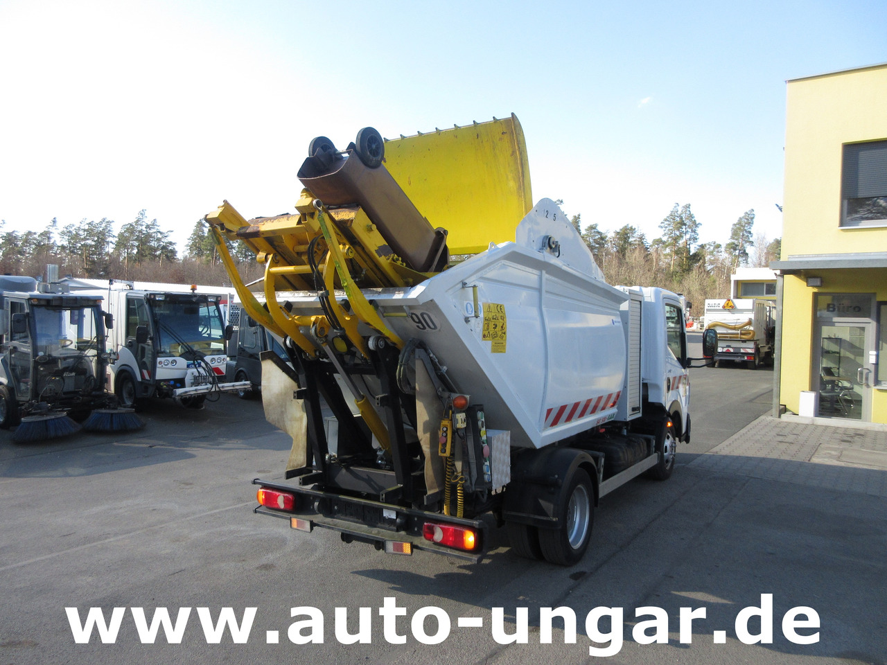 Benne à ordures ménagères Renault Maxity 130 Müllwagen IRIDE SAT 500 Bj. 2010 4.500kg Presse Schüttung Kipper: photos 7 Benne à ordures ménagères Renault Maxity 130 Müllwagen IRIDE SAT 500 Bj. 2010 4.500kg Presse Schüttung Kipper: photos 7