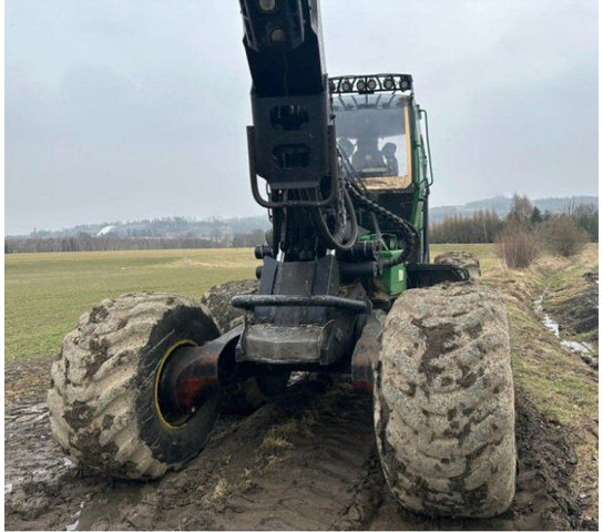 John Deere 1470E 6W +(2016) H415 - Abatteuse: photos 3 John Deere 1470E 6W +(2016) H415 - Abatteuse: photos 3