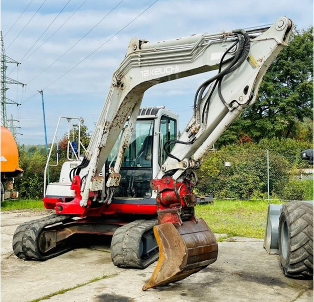 Takeuchi 7t TB175 powertilt - Mini pelle: photos 4 Takeuchi 7t TB175 powertilt - Mini pelle: photos 4