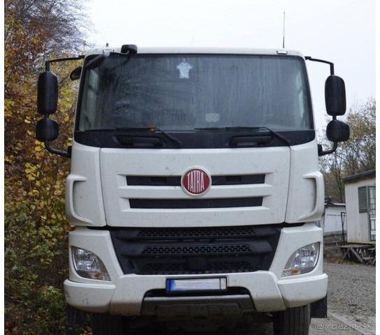 Tatra 4x4 hydr. T158 Phoenix (8P6R23) / DAF - Tracteur routier: photos 2 Tatra 4x4 hydr. T158 Phoenix (8P6R23) / DAF - Tracteur routier: photos 2