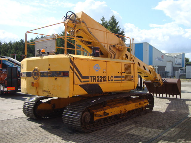 EWK TR2212LC - Pelle sur chenille: photos 3 EWK TR2212LC - Pelle sur chenille: photos 3