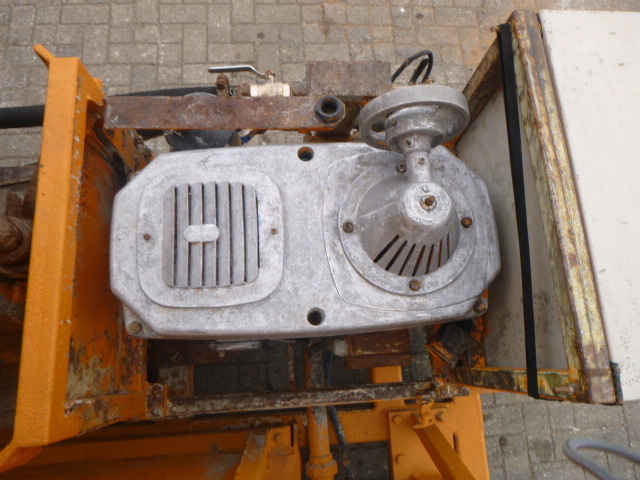 Matériel de béton MOROOKA MST1500VD - D-SFC1C-11M: photos 16 Matériel de béton MOROOKA MST1500VD - D-SFC1C-11M: photos 16