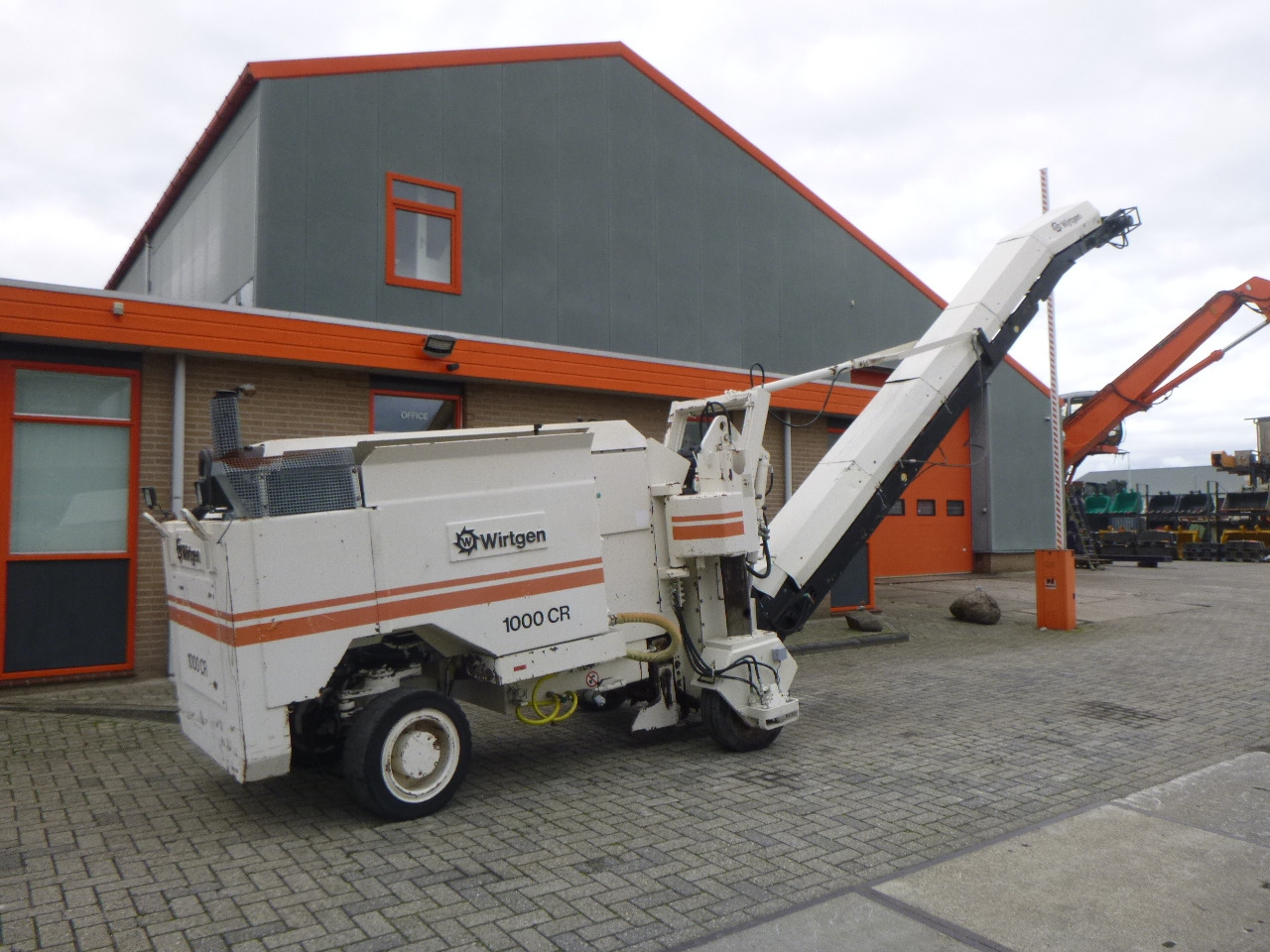 WIRTGEN 1000CR - Fraiseuse à froid: photos 2 WIRTGEN 1000CR - Fraiseuse à froid: photos 2