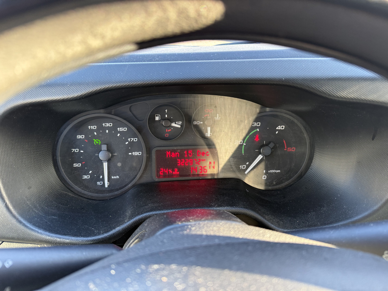 Iveco Daily 70C17 HMF 635 Kran bis 11 Meter - Camion plateau, Camion grue: photos 5 Iveco Daily 70C17 HMF 635 Kran bis 11 Meter - Camion plateau, Camion grue: photos 5