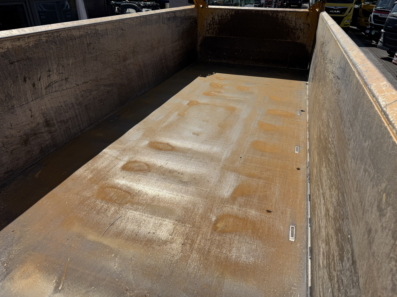 MAN TGS 41.500 8X6 BB Meiller - Camion benne: photos 2 MAN TGS 41.500 8X6 BB Meiller - Camion benne: photos 2