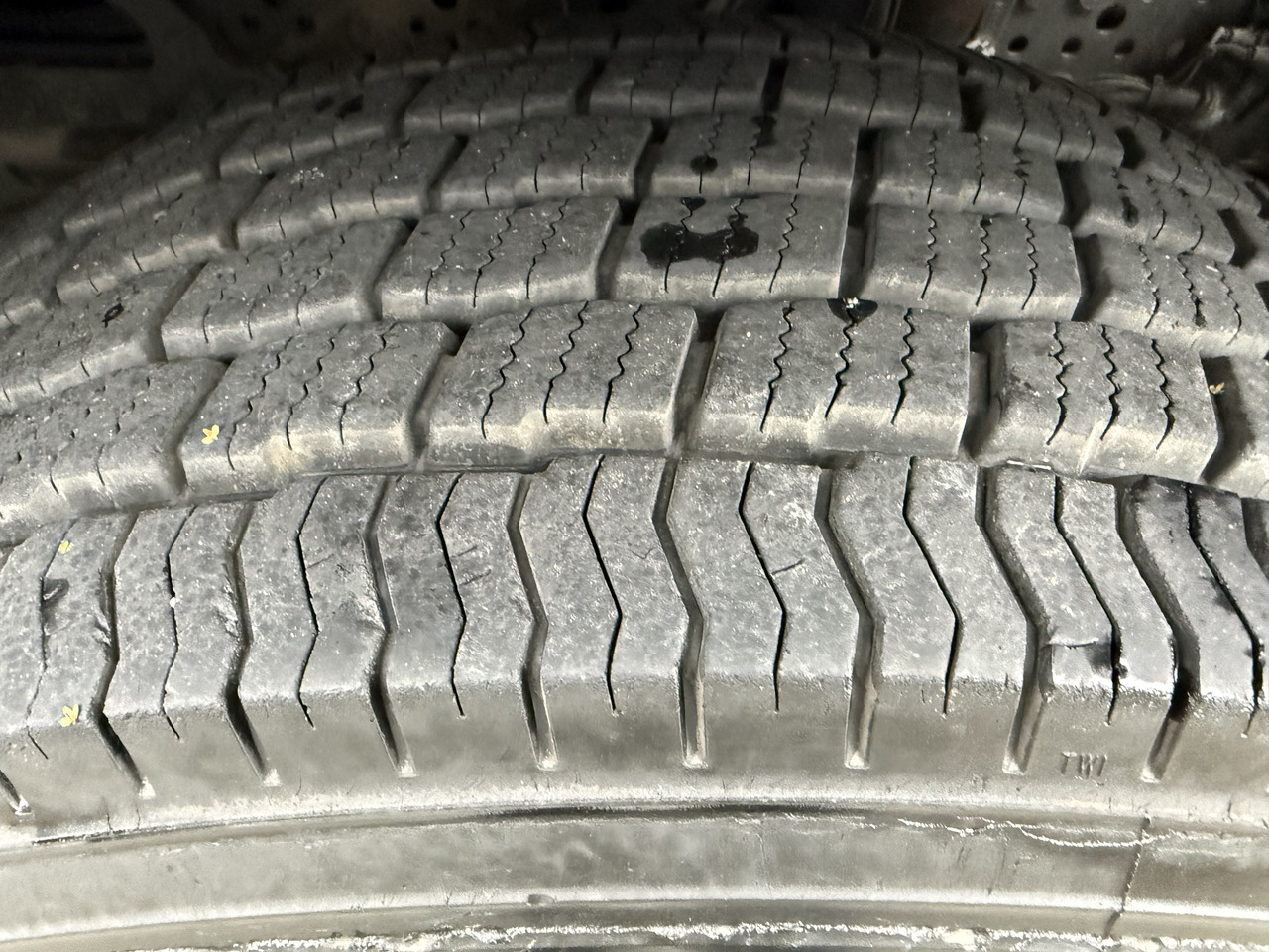 Mercedes-Benz Actros 2548 LS 6X2 Kran HMF 3220 bis 16 Meter - Camion grue, Tracteur routier: photos 5 Mercedes-Benz Actros 2548 LS 6X2 Kran HMF 3220 bis 16 Meter - Camion grue, Tracteur routier: photos 5