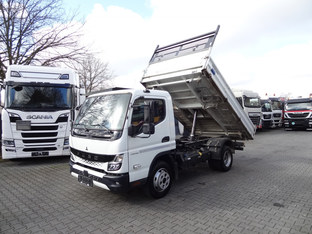 Mitsubishi Fuso 7C18 Meiller - Camion benne: photos 1 Mitsubishi Fuso 7C18 Meiller - Camion benne: photos 1