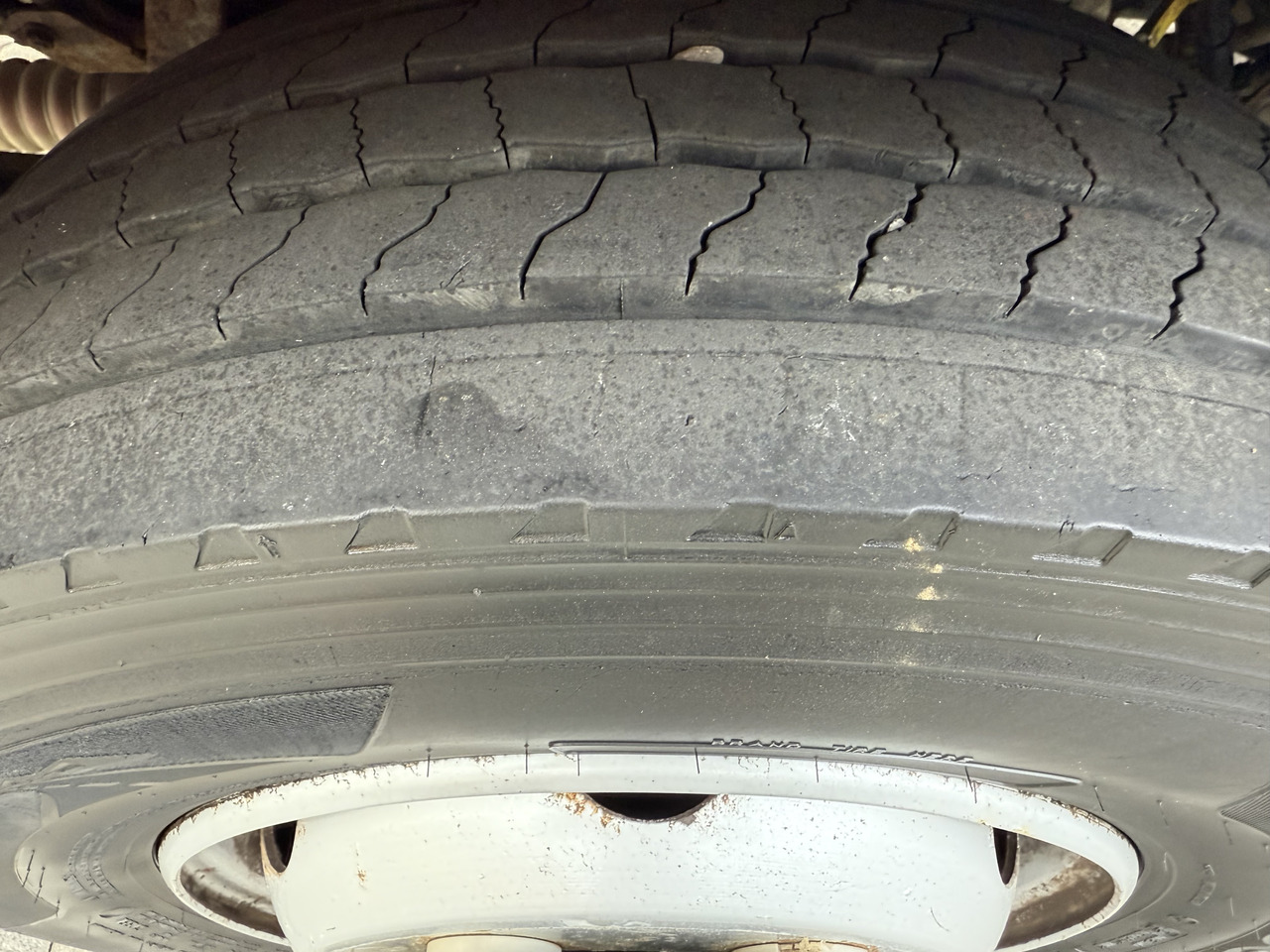 Renault Midlum 180.10 DoKa - Camion fourgon: photos 3 Renault Midlum 180.10 DoKa - Camion fourgon: photos 3