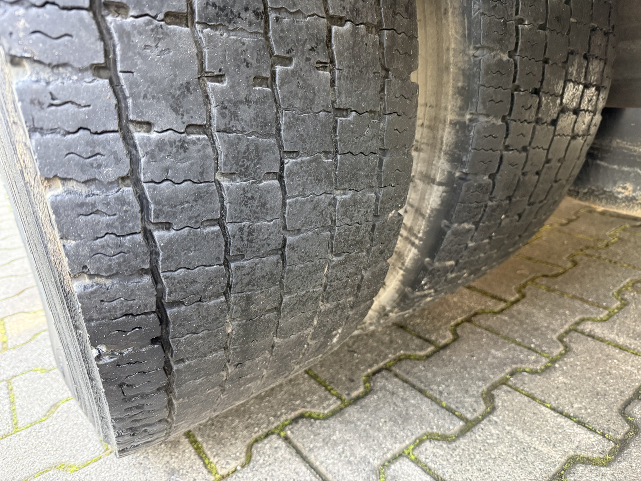 Scania G450 8X2*6 Kipper Kran HMF 2620 K5 - Camion benne, Camion grue: photos 4 Scania G450 8X2*6 Kipper Kran HMF 2620 K5 - Camion benne, Camion grue: photos 4