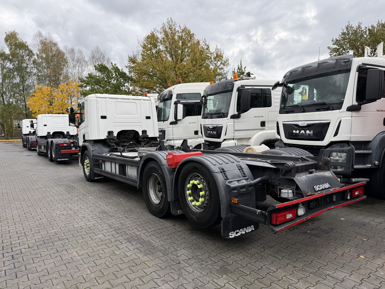 Châssis cabine Scania P280 6X2*4: photos 8