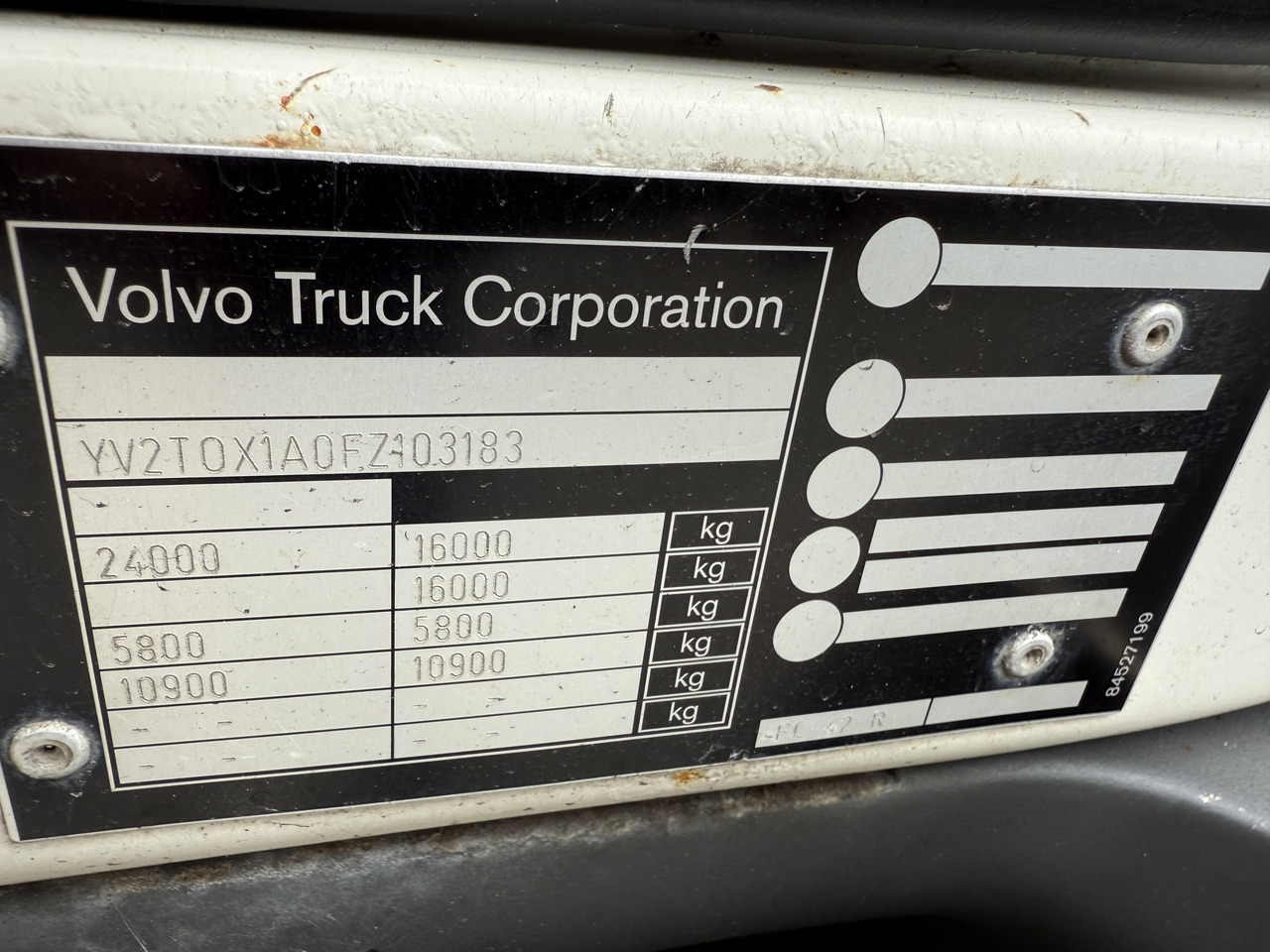 Camion grue Volvo FL250.16 HMF 875 K3: photos 6