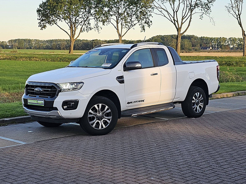 Ford Ranger 2.0 213 WILDTRACK - Pick-up: photos 2 Ford Ranger 2.0 213 WILDTRACK - Pick-up: photos 2