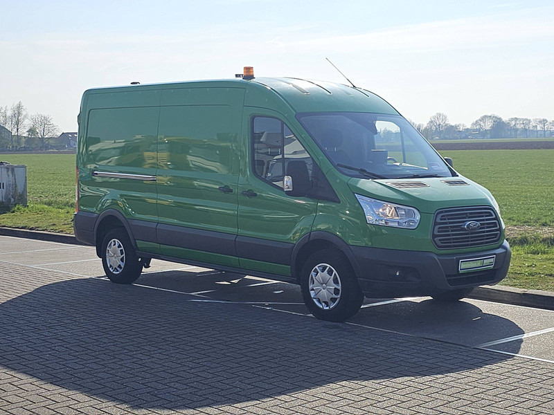 Ford Transit 2.0 TDCI 130 AMB. L3H2 - Fourgon utilitaire: photos 5 Ford Transit 2.0 TDCI 130 AMB. L3H2 - Fourgon utilitaire: photos 5