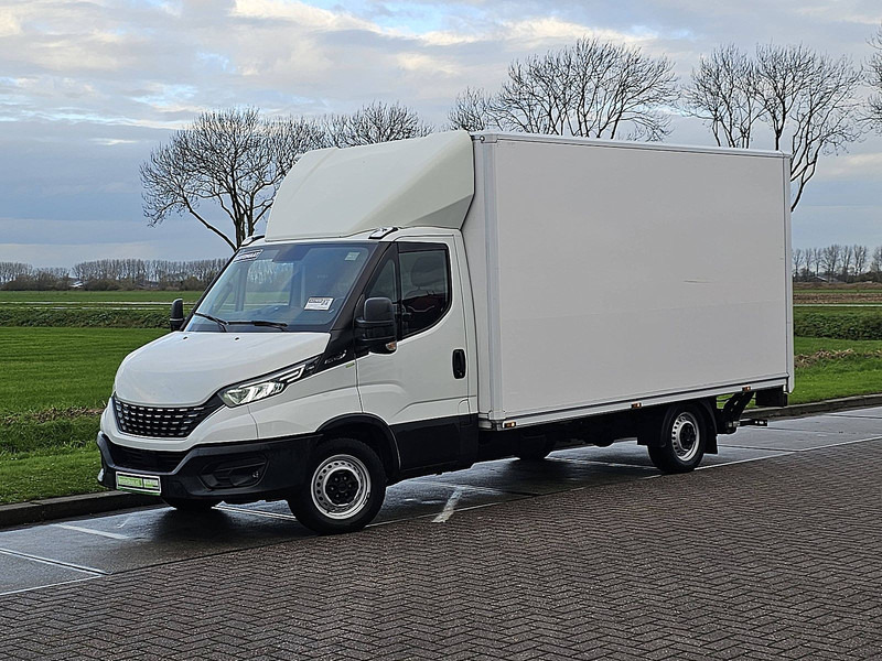 Iveco Daily 35 S ac automaat EURO6 - Fourgon grand volume: photos 2 Iveco Daily 35 S ac automaat EURO6 - Fourgon grand volume: photos 2