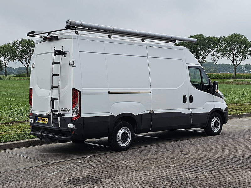Iveco Daily 35S16 - Fourgon utilitaire: photos 3 Iveco Daily 35S16 - Fourgon utilitaire: photos 3