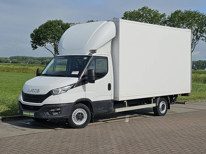 Iveco Daily 35S18 Bakwagen Laadklep! - Fourgon grand volume: photos 2 Iveco Daily 35S18 Bakwagen Laadklep! - Fourgon grand volume: photos 2